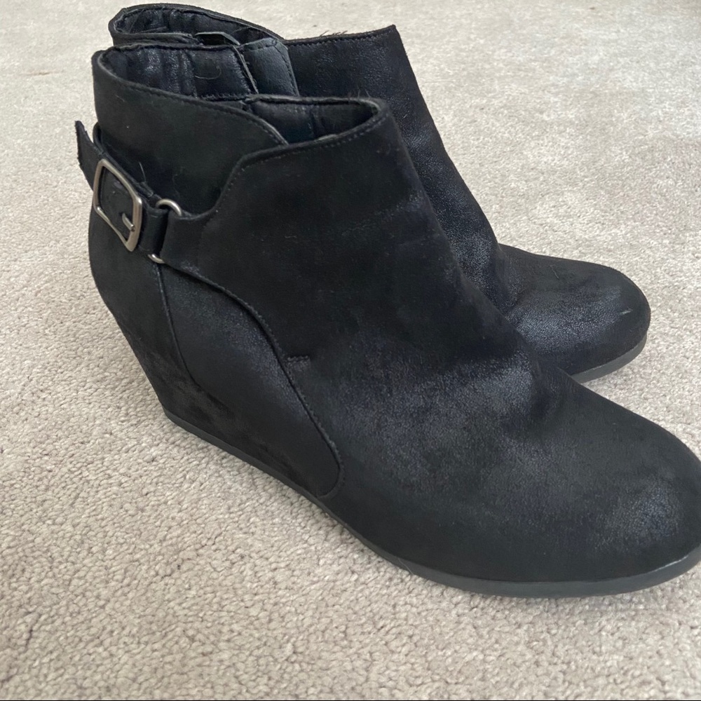 Women’s Swede Booties